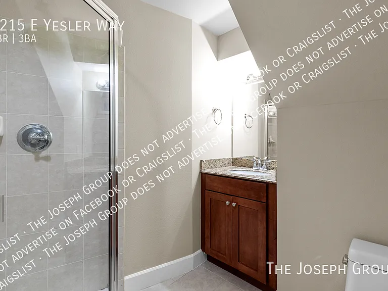 2215 E Yesler Way — Photo 27