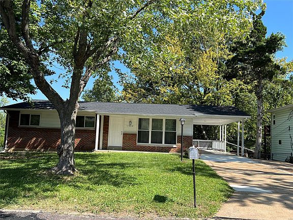 2nd image of 11905 Barkman Dr
