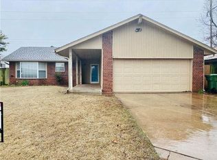 612 Vickie Dr, Yukon, OK 73099