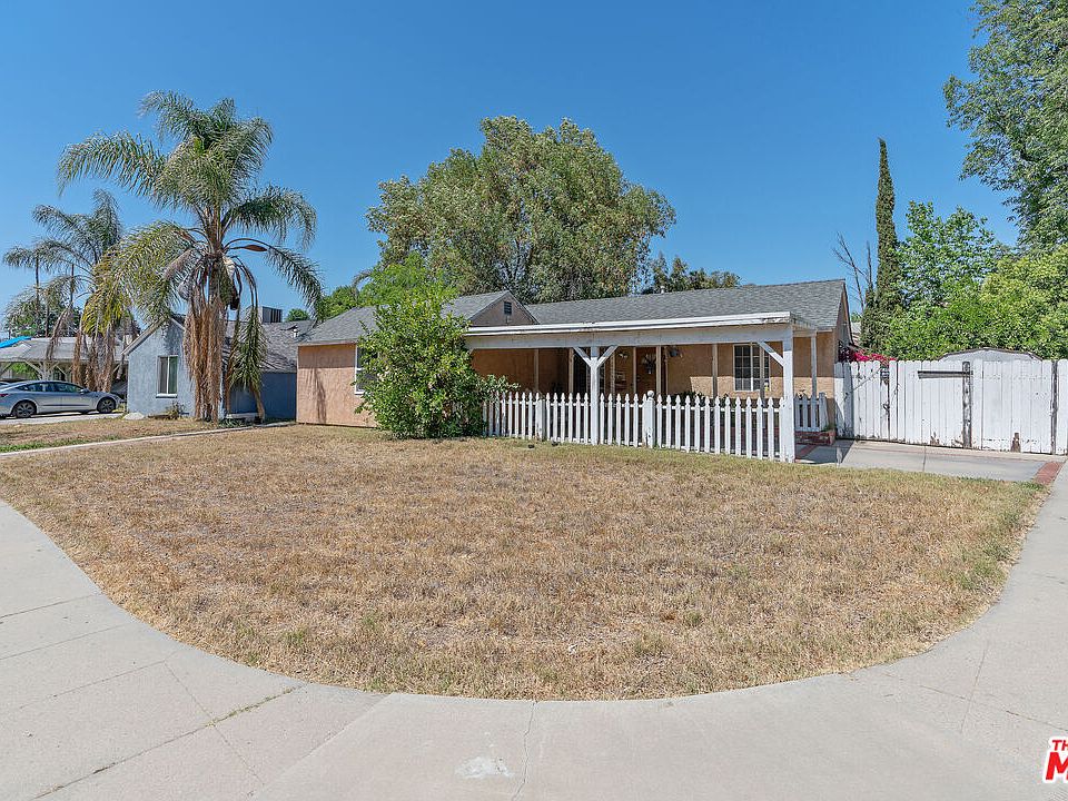 17503 Runnymede St, Van Nuys, CA 91406 | MLS #25556305 | Zillow
