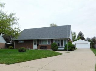 5860 Resik Dr, Dayton, OH 45424