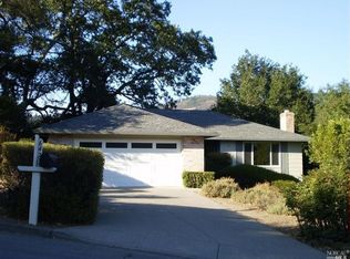 6473 Meadowridge Dr, Santa Rosa, CA 95409