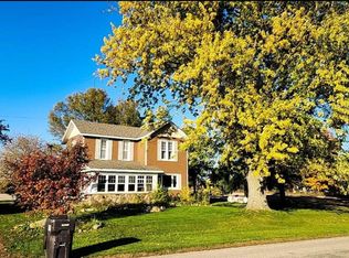 2960 E Montgomery Rd, Hillsdale, MI 49242