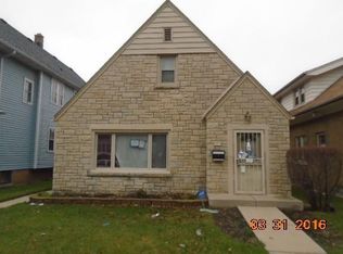 2973 N 47th St, Milwaukee, WI 53210