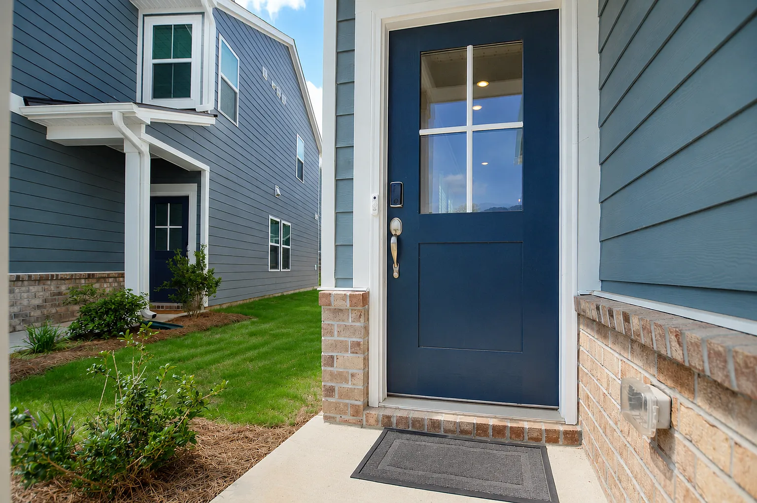 3 bed, 2.5 bath, 1598 sqft, $2,600 — Photo 3