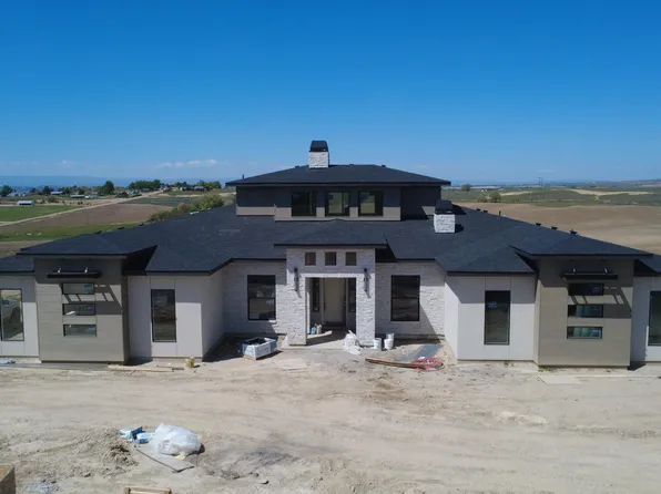 27225 Iron Horse Dr, Caldwell, ID 83607