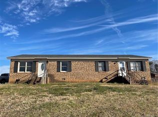 3026 Drake Cir #A/B, Shelby, NC 28152