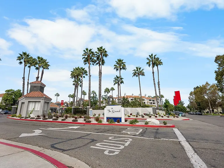 The Grand Costa Mesa — Photo 68