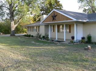 9200 Martin Dr, North Richland Hills, TX 76182