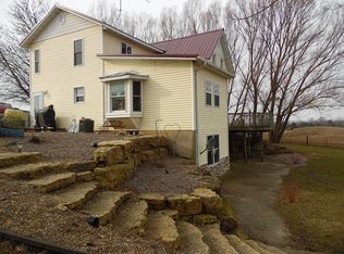 6899 N High Ridge Rd, Galena, IL 61036