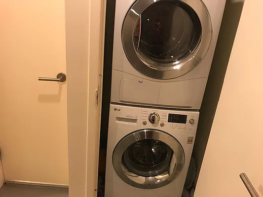 Rented by Premier Metro Realty Corp | media 11