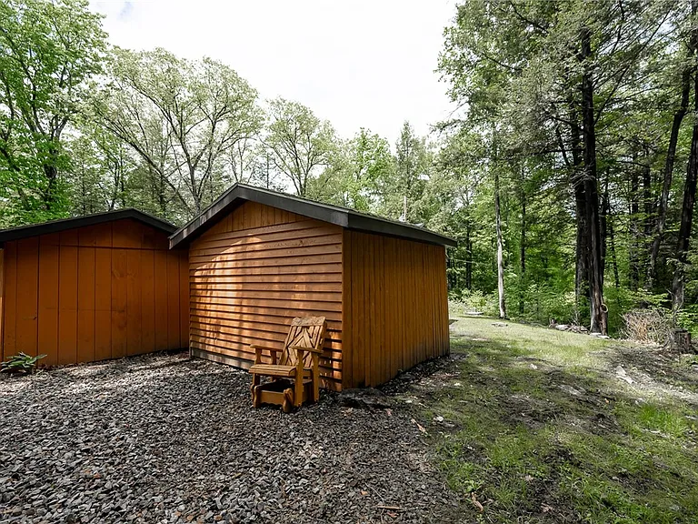 125 Old Mill Rd — Photo 27