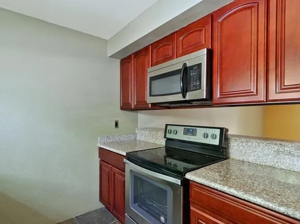 1526 192nd St SE, Bothell, WA 98012