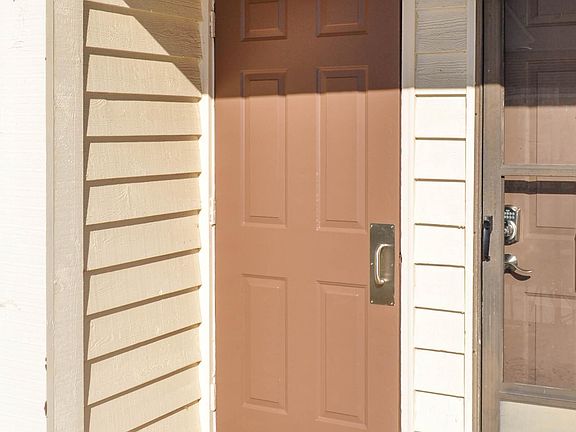 3rd image of 510 Fairwood Lakes Dr. #21-O