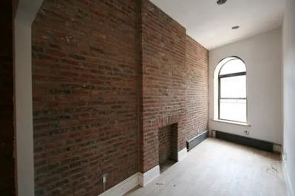 Rented by Corcoran | media 52