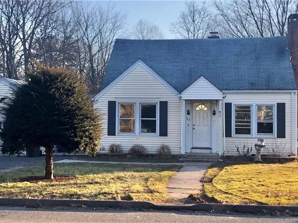 92 Moreland Ave, Newington, CT 06111