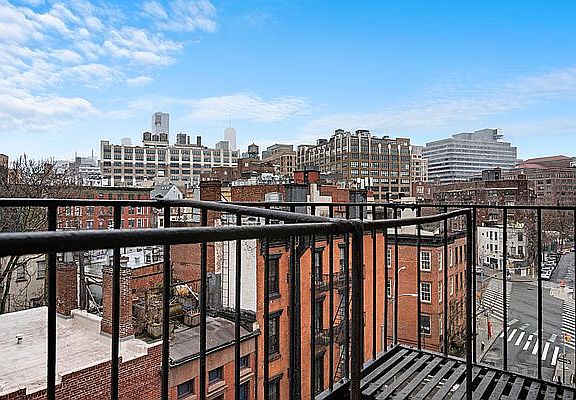 4th image of 25 Leroy St APT 18