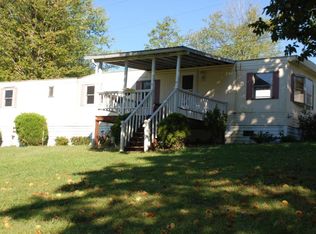 9 River Run Rd, Fairmont, WV 26554