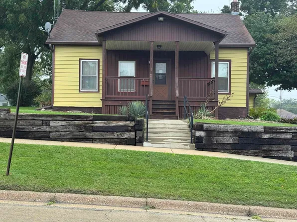 1505 13th Ave, Monroe, WI 53566
