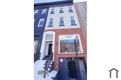 2117 N Charles St Photo 1