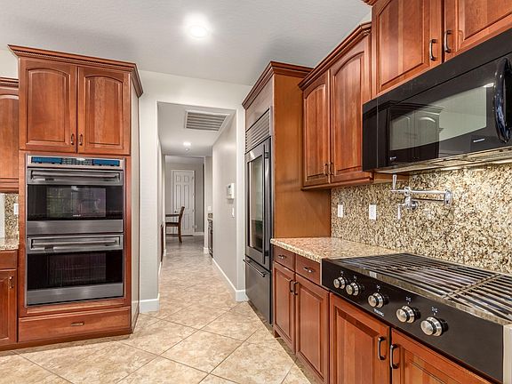 5th image of 20631 W Lost Creek Dr