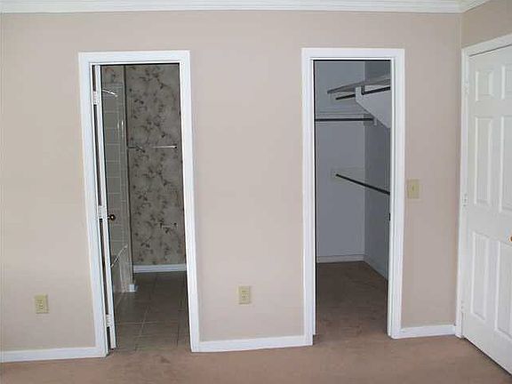 4th image of 124 Eastwood Dr