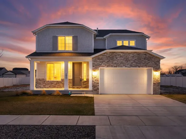 2927 W Coastline Dr S, Syracuse, UT 84075