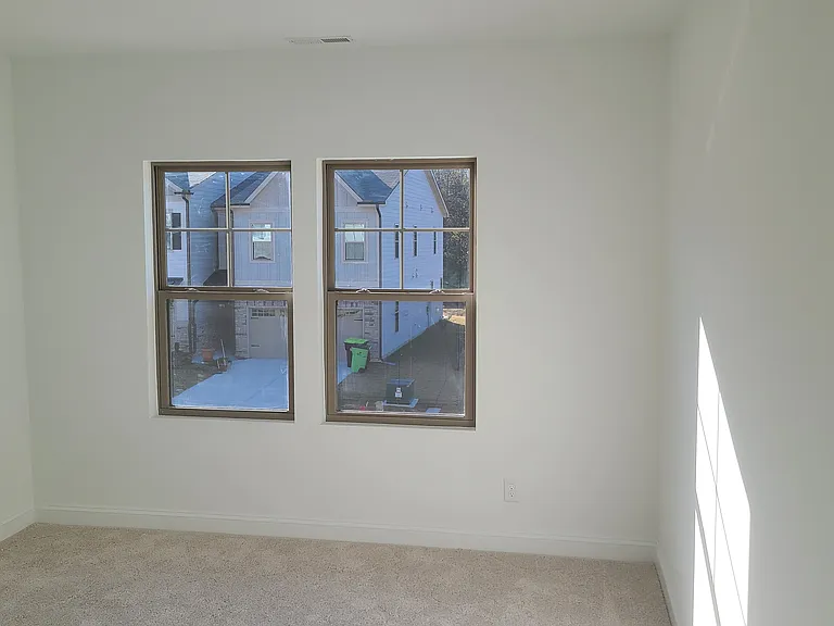 2067 Maggie Valley Dr — Photo 8