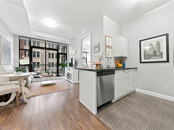 5th image of 112 King St E #607
