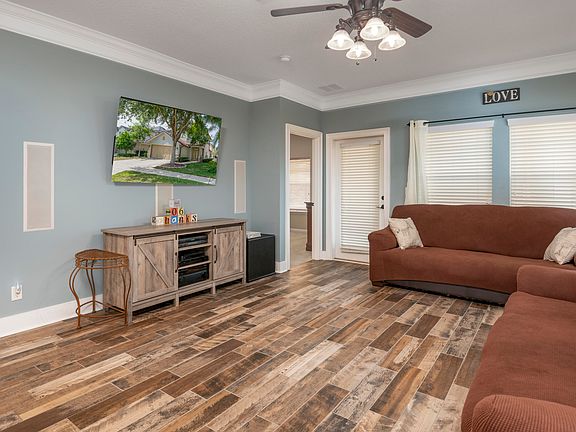 5th image of 6213 Pendragon Pl