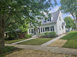 521 Anderson Blvd #U, Geneva, IL 60134