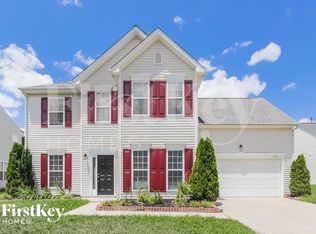 14016 Millers Creek Ln, Charlotte, NC 28278