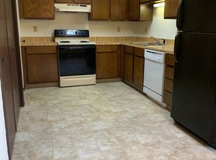 404 Hacker Ct APT 3, Cheyenne, WY 82009