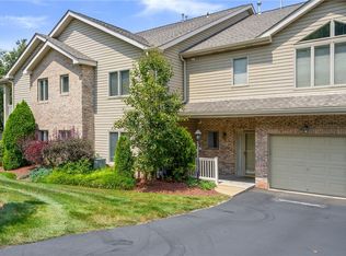 9705 Sundance Dr, Bridgeville, PA
