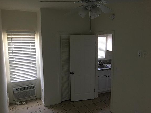 2nd image of 327 W Pacific Coast Hwy APT 06