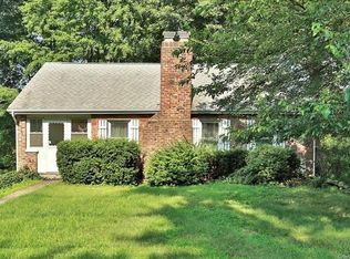 151 S Middletown Rd, Pearl River, NY 10965