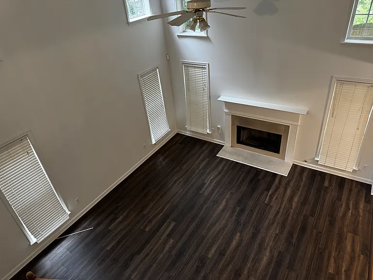 1223 Crescentwood Ln — Photo 10