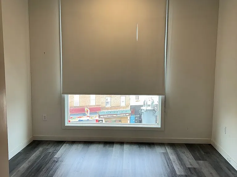 2559 Amber - Residential — Photo 10
