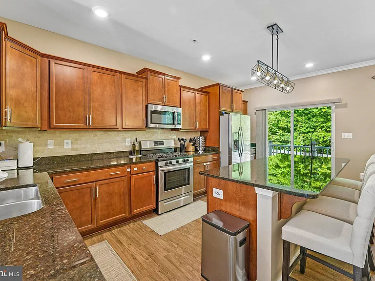 5733 Nicken Ct — Photo 9