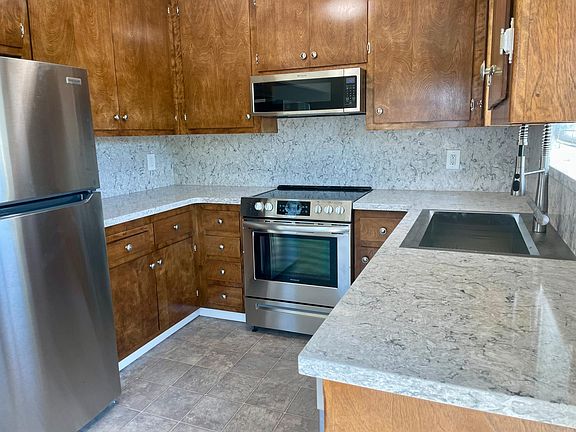 4th image of 1519 Sierra St