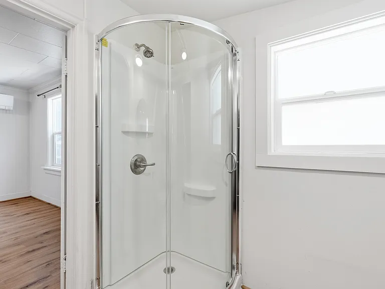 510 NE Quimby Ave #1 — Photo 10