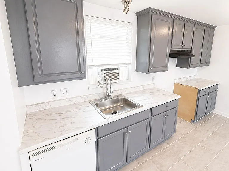 5103 Willow Glen Dr — Photo 10