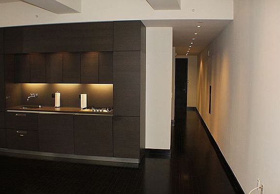 4th image of 20 Pine St APT 1215