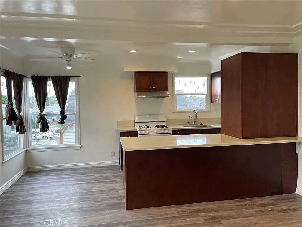1 bed, 600 sqft, $1,800 — Photo 4