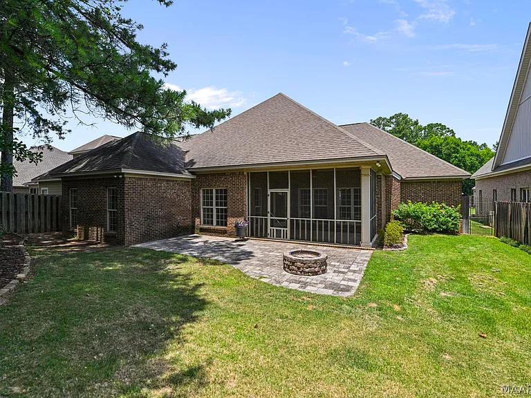 1694 Pebble Creek Dr — Photo 38