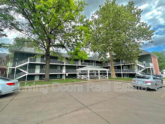 5th image of 1215 A St #9