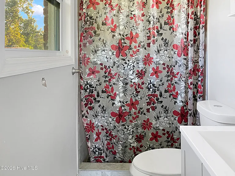 500 Wilkins Rd — Photo 10