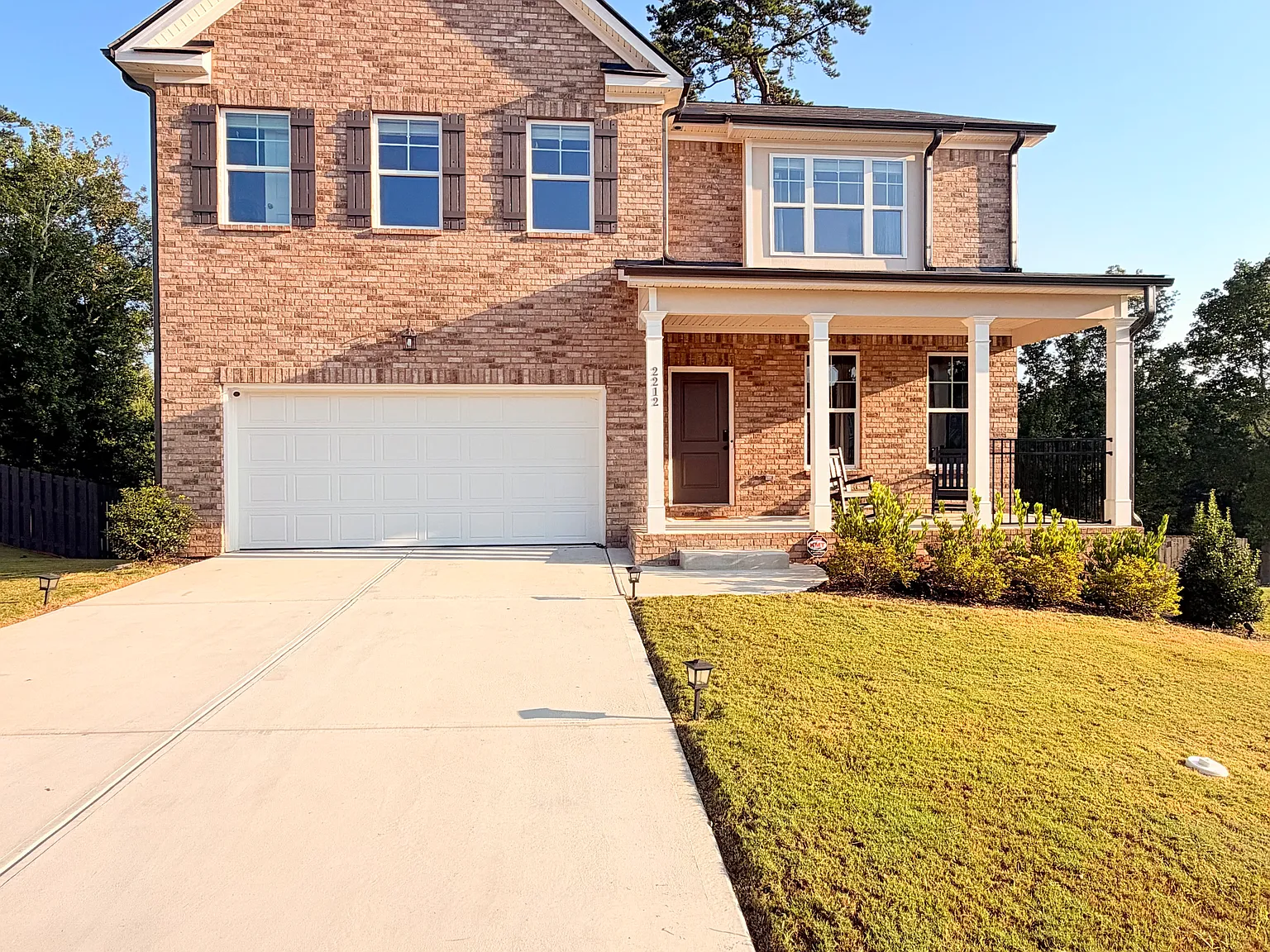 4 bed, 2.5 bath, 3000 sqft, $5,400 — Photo 1