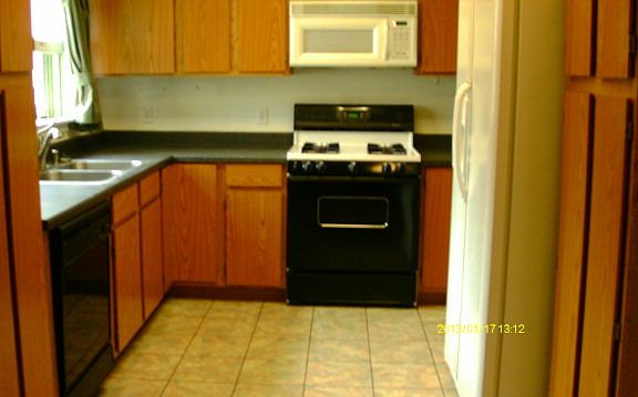 4th image of 604 Lois St