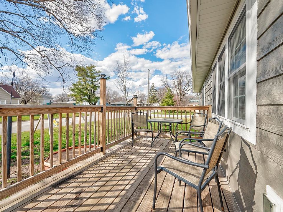 1802 Lake St, Emmetsburg, IA 50536 Zillow